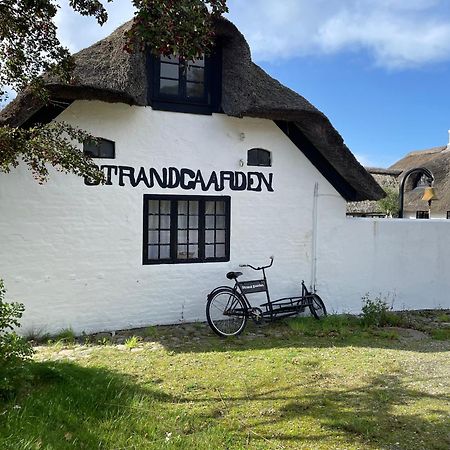 Hotel Strandgaarden Vesterø Havn Екстериор снимка