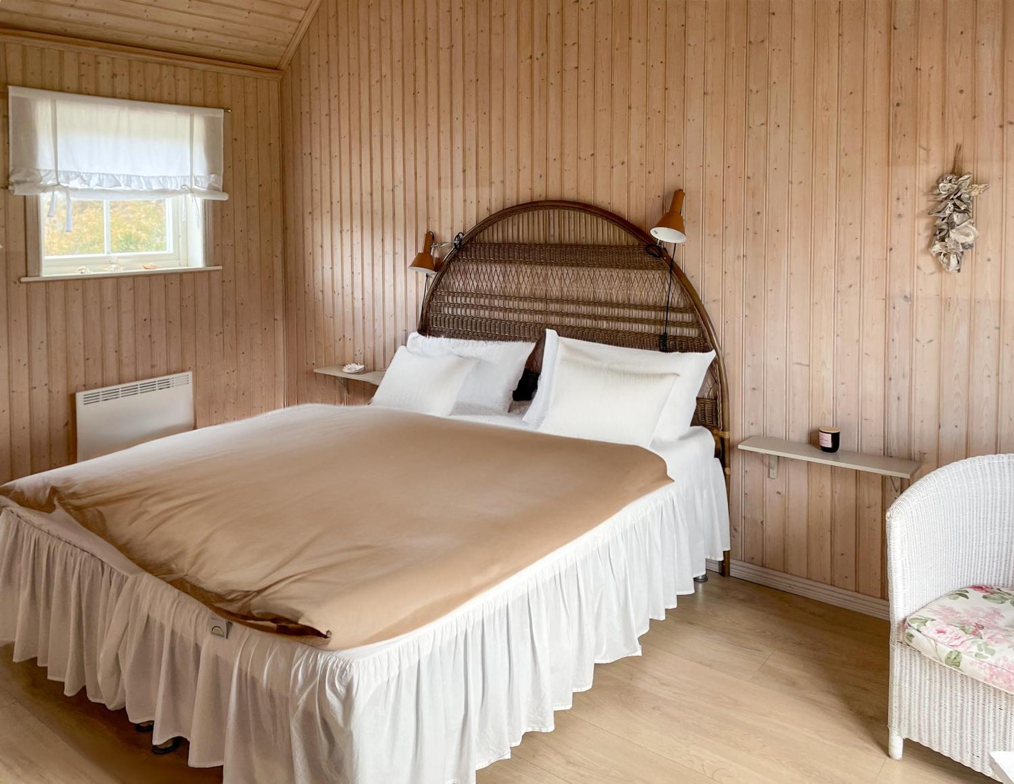 Hotel Strandgaarden Vesterø Havn Екстериор снимка