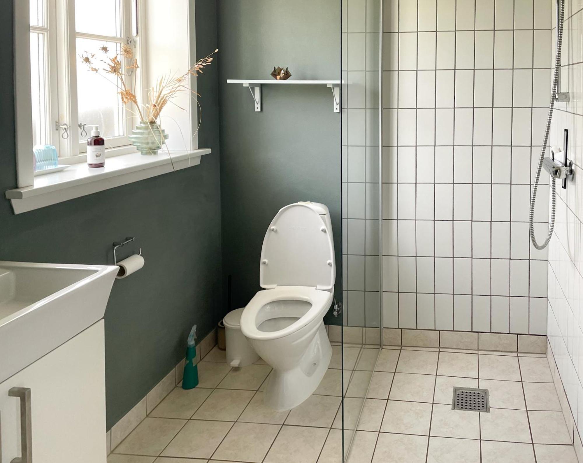 Hotel Strandgaarden Vesterø Havn Екстериор снимка
