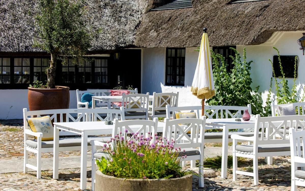Hotel Strandgaarden Vesterø Havn Екстериор снимка